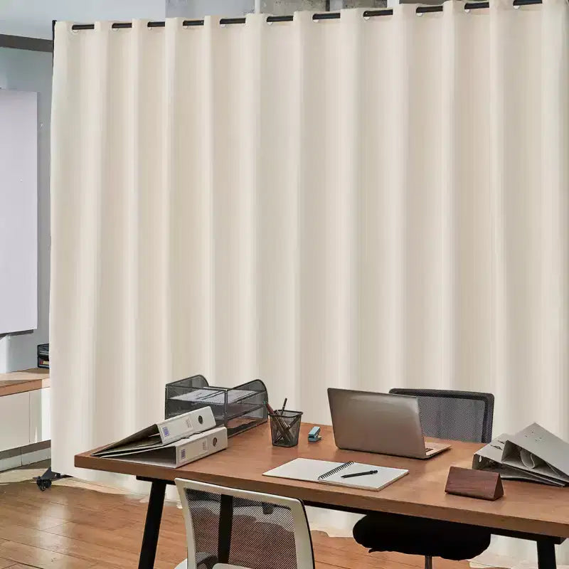 Séparateur de pièce VEVOR, séparateur de pièce portable avec roulettes, support de rideau, écran de confidentialité autoportant pour bureau, beige