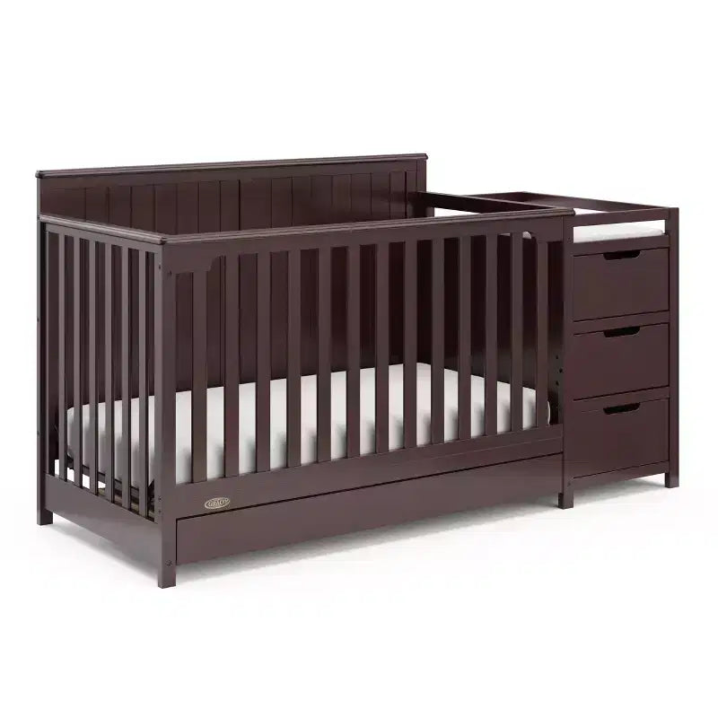 Lit de bébé et table à langer transformable 5-en-1 avec tiroir