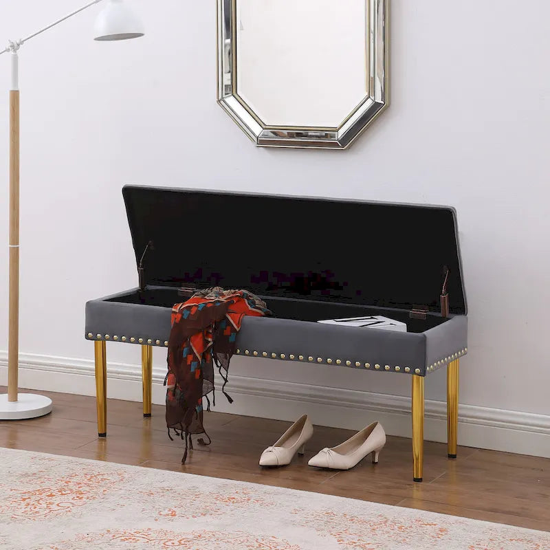 Lot de 2 banquettes doubles en velours capitonné avec pieds dorés et clous décoratifs