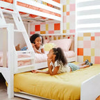 Lit superposé Max & Lily une place au-dessus d'un lit double avec lit gigogne, lits superposés pour enfants en bois massif de style scandinave