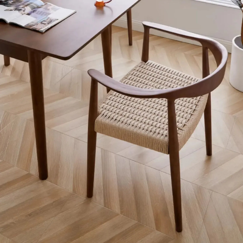 Chaise de salle à manger scandinave incurvée en bois tressé avec accoudoirs