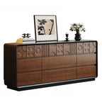 Commode en bois d'inspiration Art déco avec sculptures géométriques