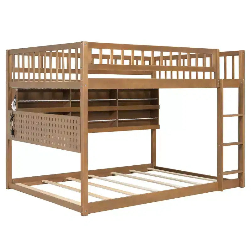 Lit superposé moderne bas Luxystar double sur double avec rangement, étagères éclairées et panneau perforé