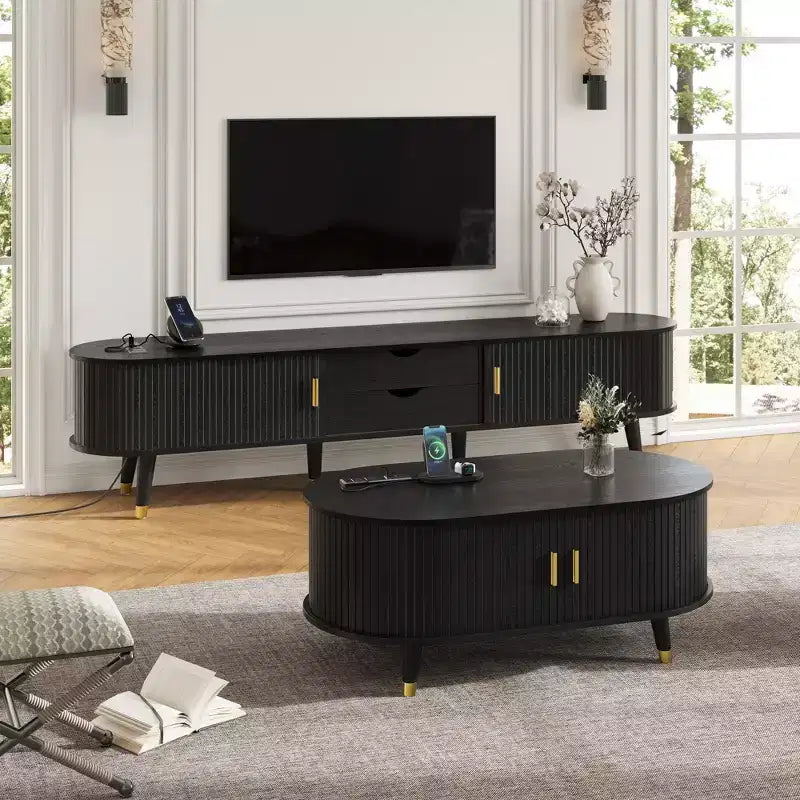 CLIHOME Meuble TV et table basse de ferme en bois avec station de recharge, console multimédia ovale cannelée pour TV jusqu'à 80 pouces