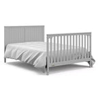 Lit de bébé et table à langer transformable 5-en-1 avec tiroir