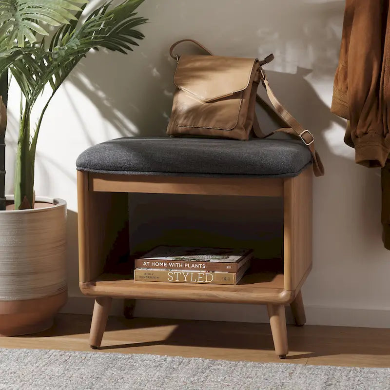 Banc Solo SAFAVIEH avec coussin et étagère ouverte – 50,8 cm (L) x 38,1 cm (P) x 45,7 cm (H)