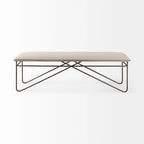 Banc Camille avec assise en tissu crème et structure en métal foncé – 55,5 larg. x 16 prof. x 17 haut.