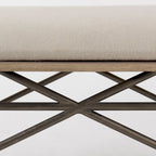 Banc Camille avec assise en tissu crème et structure en métal foncé – 55,5 larg. x 16 prof. x 17 haut.