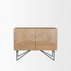 Meuble d'appoint Darwin en bois marron clair à 2 portes et 2 étagères – 44.0L x 17.5P x 30.0H
