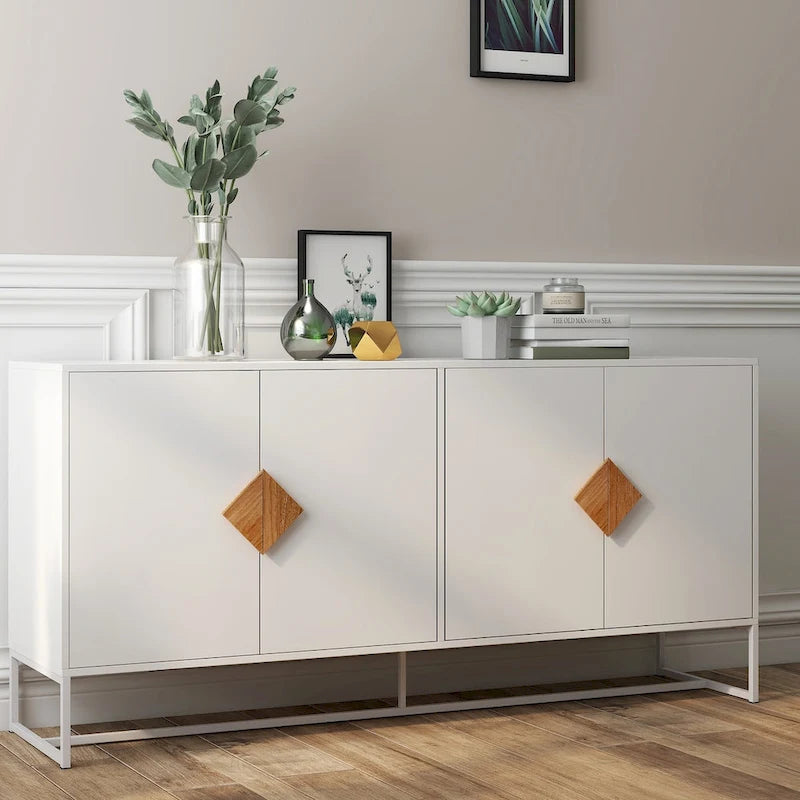 Enfilade carrée en bois massif avec poignées et portes