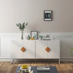 Enfilade carrée en bois massif avec poignées et portes