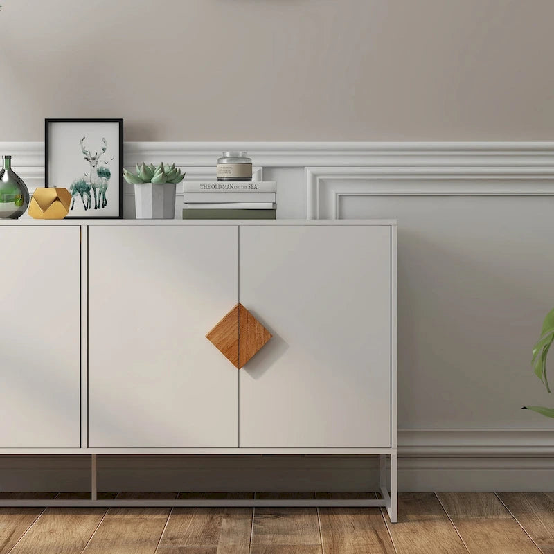Enfilade carrée en bois massif avec poignées et portes