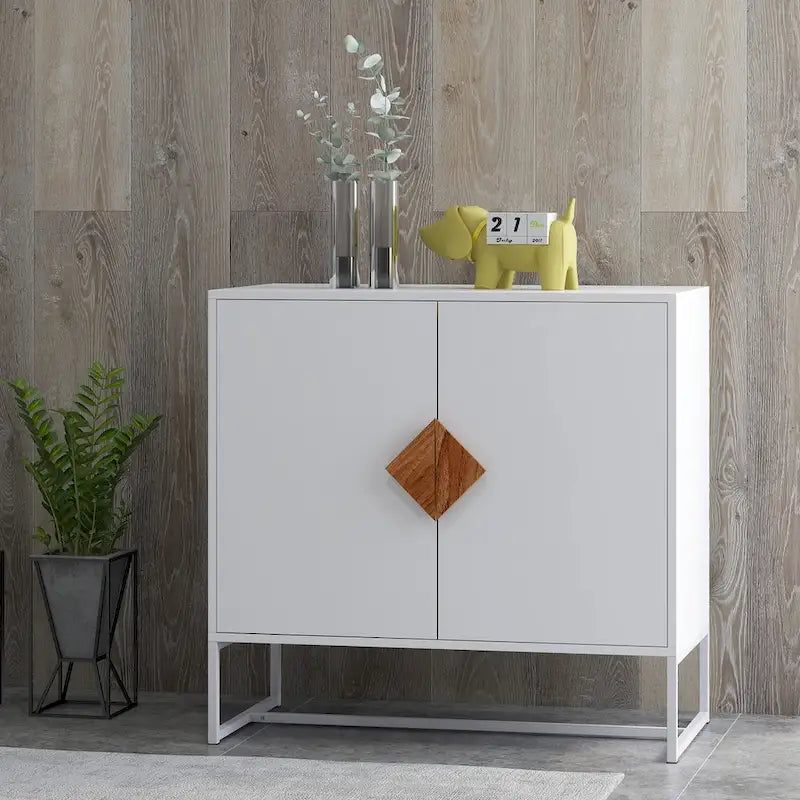 Enfilade carrée en bois massif avec poignées et portes