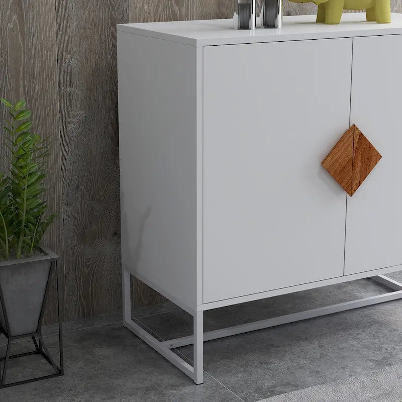 Enfilade carrée en bois massif avec poignées et portes