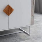 Enfilade carrée en bois massif avec poignées et portes