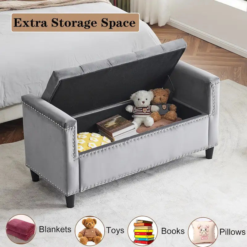Banc de rangement en velours à capitons avec accoudoirs et garniture cloutée de 44,5 po