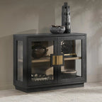 Meuble de rangement Larson à deux portes en verre et chêne de Classic Home