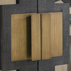 Meuble de rangement Larson à deux portes en verre et chêne de Classic Home
