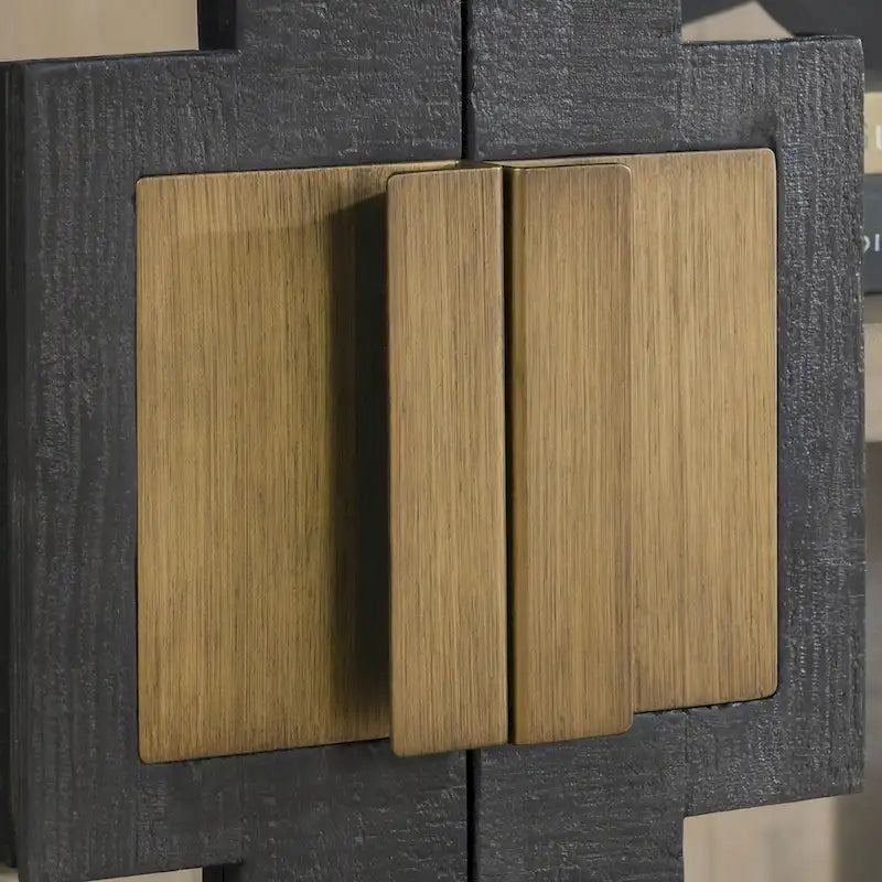 Meuble de rangement Larson à deux portes en verre et chêne de Classic Home