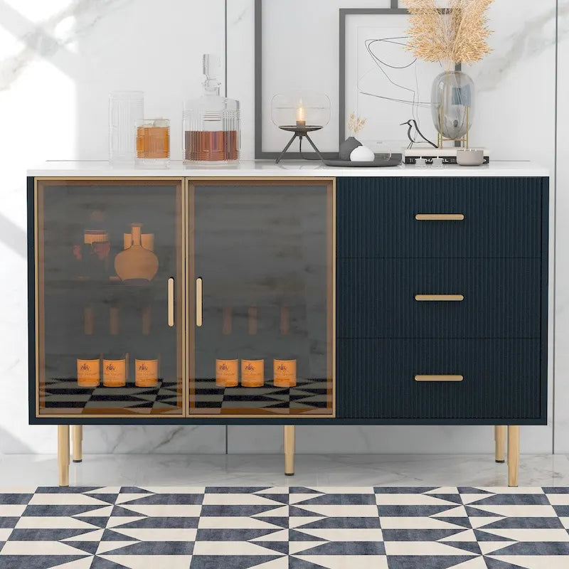 Buffet de cuisine moderne avec pieds en métal doré