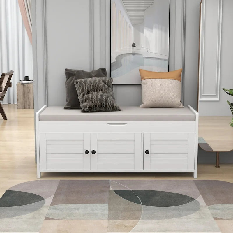 Banc de rangement avec 3 portes persiennes, banc à chaussures avec coussin amovible et espace de rangement caché