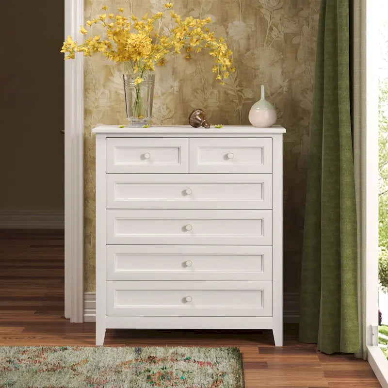 Commode en bois peinte à la bombe