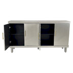Armoire à 4 portes de grande taille