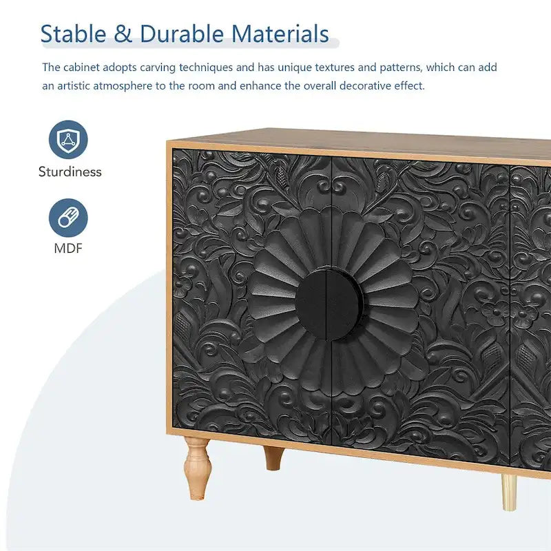 Porte noire sculptée avec un motif symétrique et cadre de couleur bois