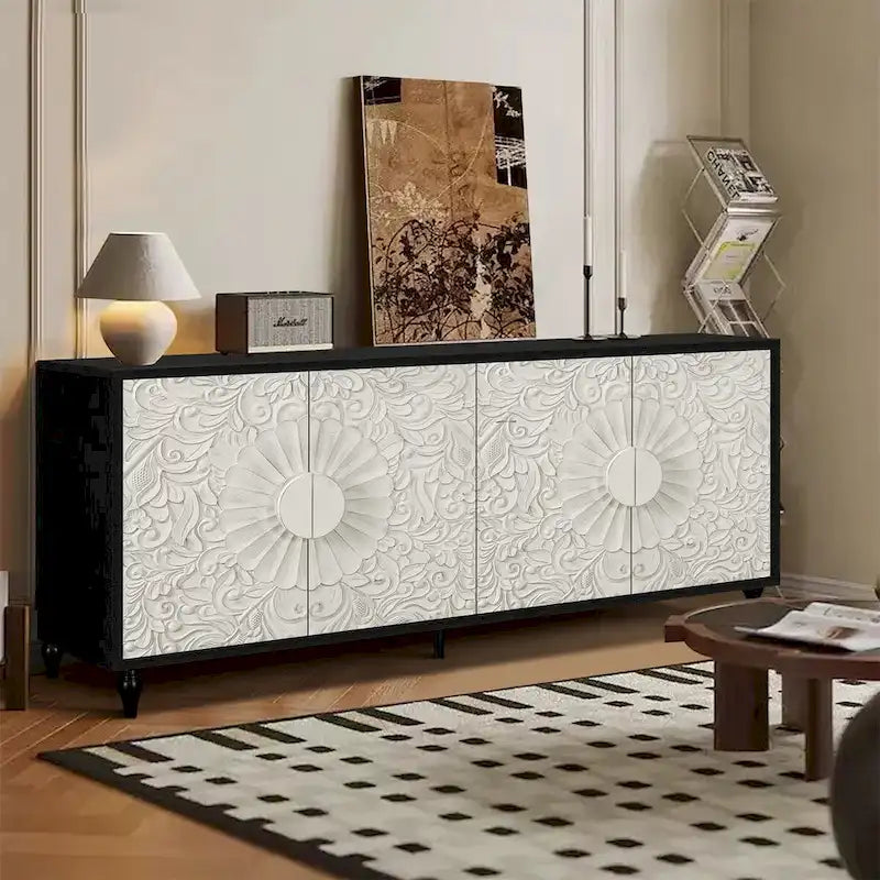 Buffets blancs vintage avec de grandes sculptures facettées