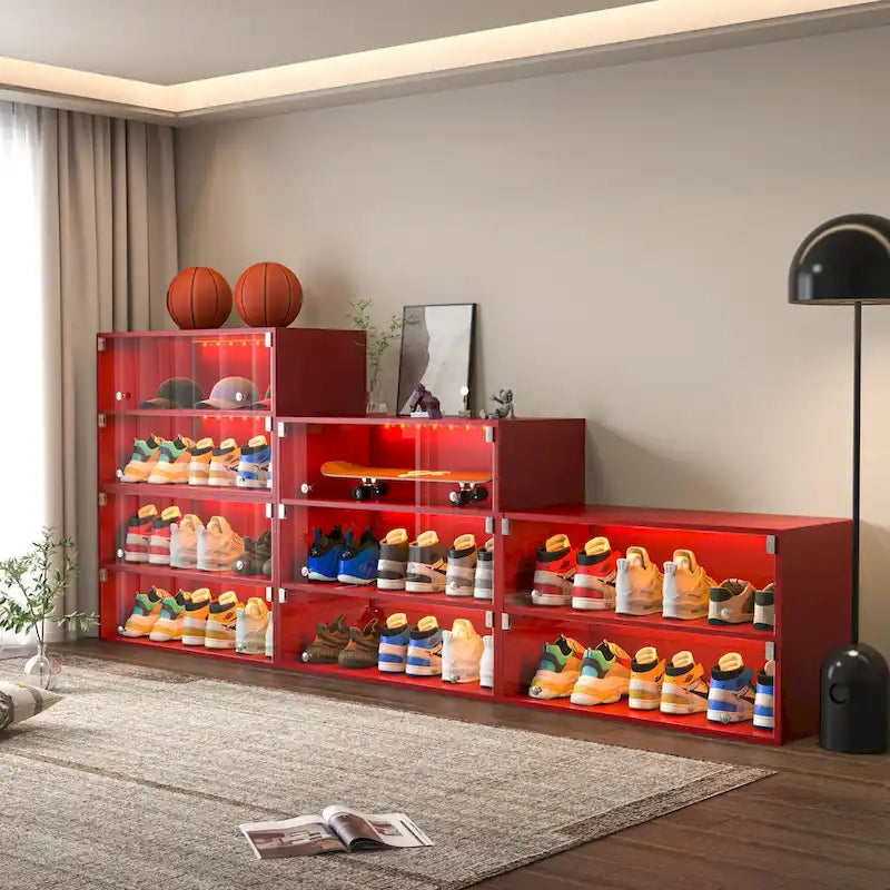 Boîte à chaussures lumineuse LED rouge à trois niveaux avec portes en verre, fabriquée en bois avec expertise