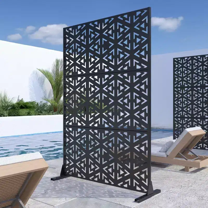 Écran en acier galvanisé noir à motif triangulaire en V | 183H x 120L x 4P cm