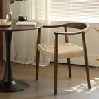 Chaise de salle à manger scandinave incurvée en bois tressé avec accoudoirs