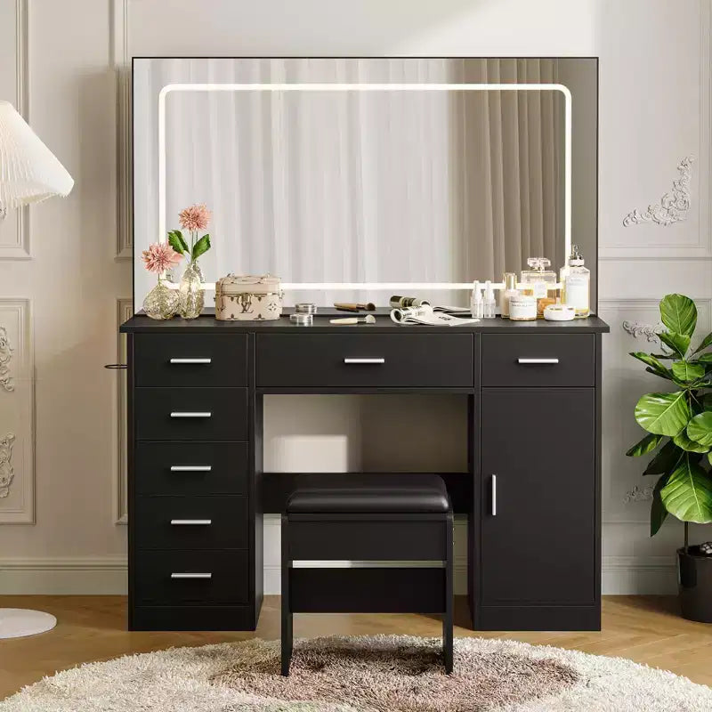 Coiffeuse moderne avec grand miroir, 7 tiroirs, lumières LED, chaise, 3 modes d'éclairage, support pour sèche-cheveux et station de recharge pour chambre à coucher