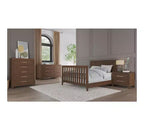 Ensemble de chambre de bébé 3 pièces Child Craft Kieran comprenant un lit de bébé convertible 4-en-1, une commode double et une commode