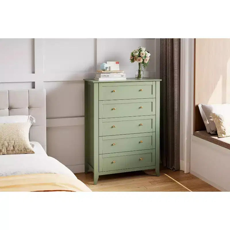 Commode à 5 tiroirs de 108 cm de haut pour chambre à coucher, armoire de rangement en bois avec tiroirs de 30 cm de profondeur et poignées en métal doré, idéale pour l'entrée ou le couloir
